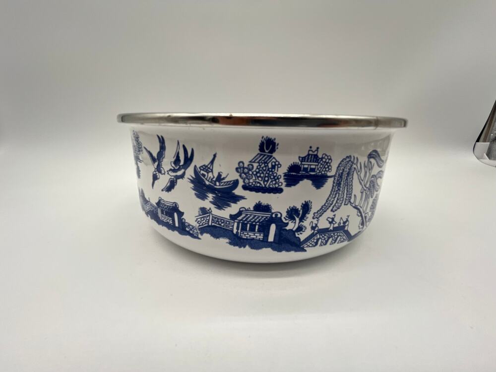 Vintage Heritage Mint Blue Willow Pantry Collection Enamelware Mixing Bowl - 7"